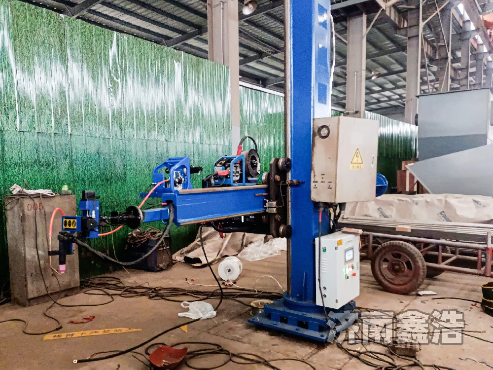 河南訂購重型焊接操作機，提高環(huán)縫自動焊接效率