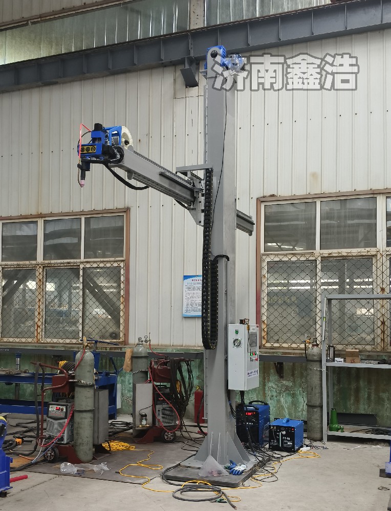 重型焊接操作機(jī)，智能數(shù)控，自動(dòng)焊接