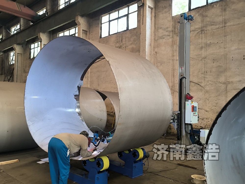 重型焊接操作機(jī)，智能數(shù)控自動焊接