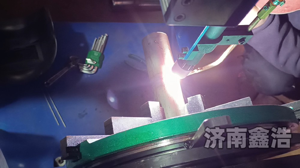 氬弧自動焊設(shè)備1140，智能數(shù)控